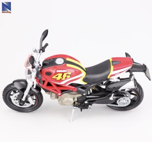Ducati Monster 796 motormakett