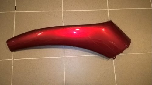 Piaggio Free ülés alatti idom 