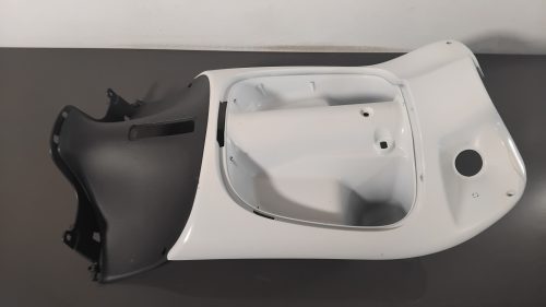 Aprilia Scarabeo 50 térdidom sérült 