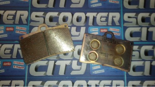 Aprilia RS250 Ducati Supersport KTM Duke YamahaTZ125 FZS600 Ferodo sinter fékbetét 